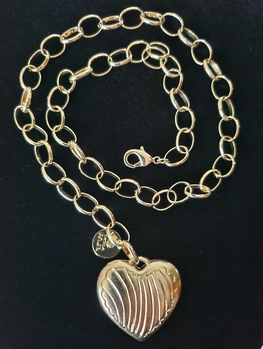 Sheila Fijl Heart of Gold Necklace